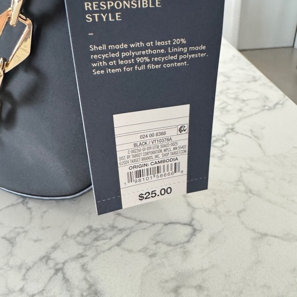 Universal Thread Black Half-Moon Shoulder Bag with Gold Chain - NWT - Picture 3 of 4